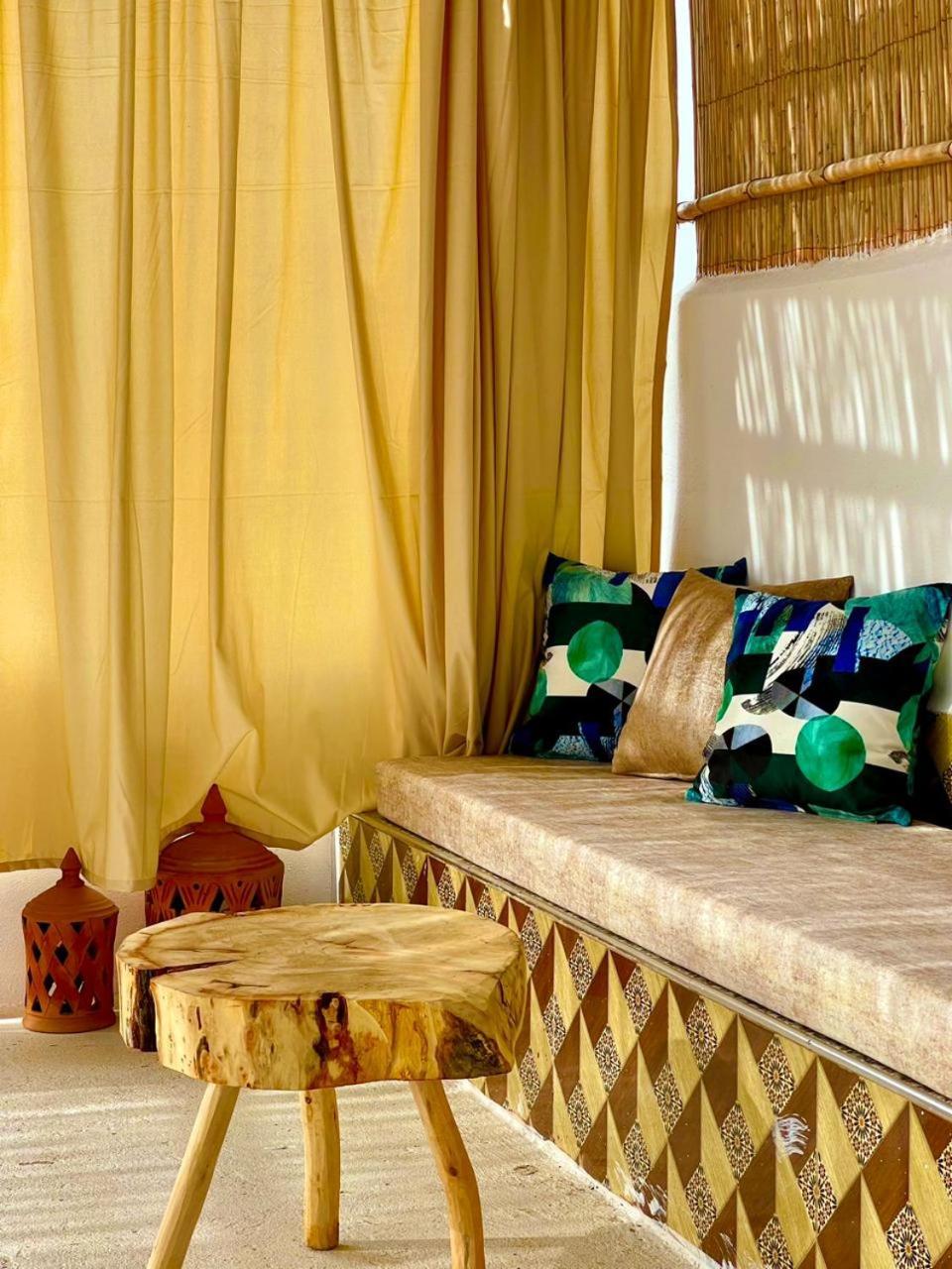Surf & Salsa Ocean House Bed and Breakfast Tamraght Buitenkant foto