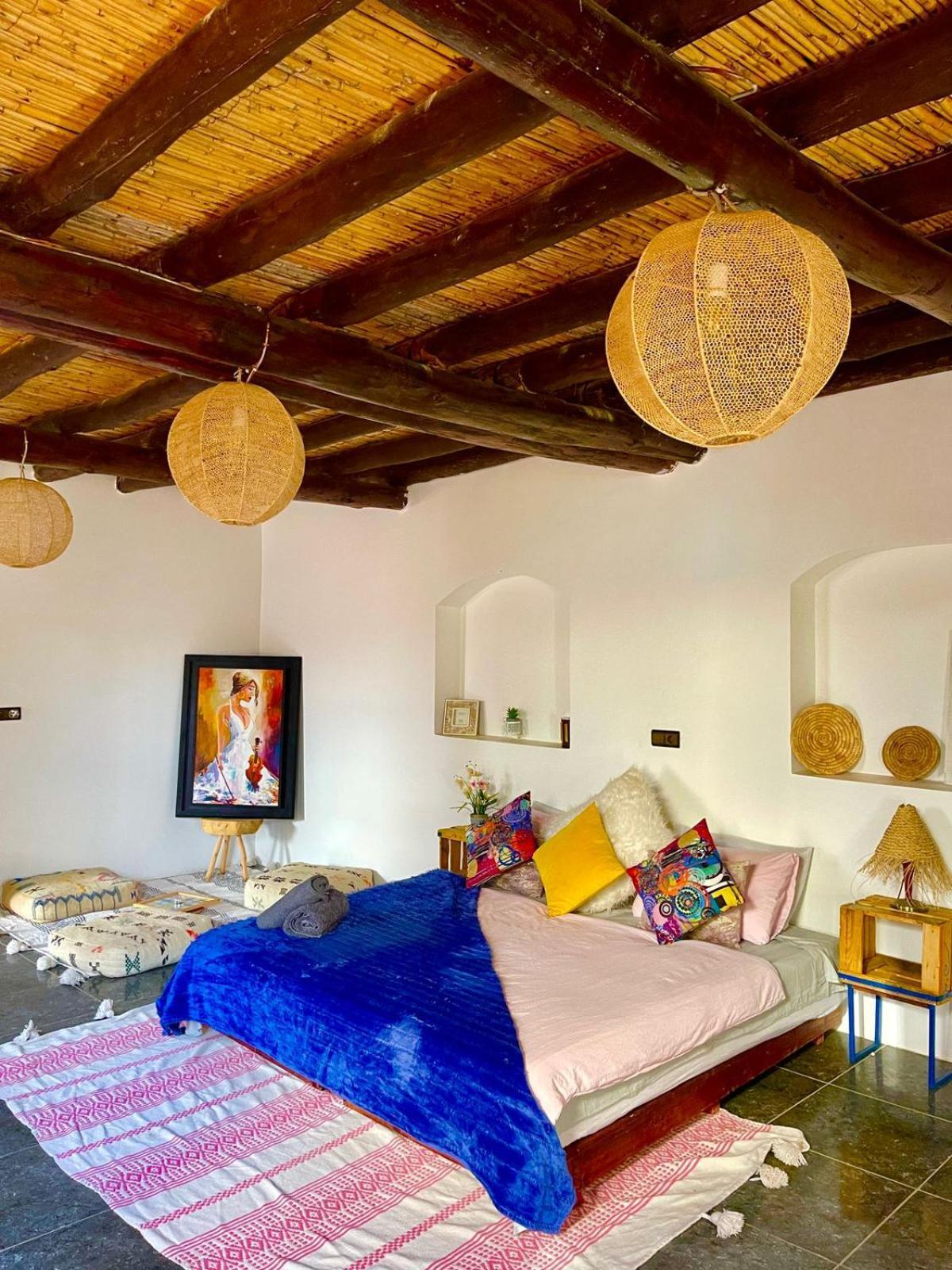 Surf & Salsa Ocean House Bed and Breakfast Tamraght Buitenkant foto